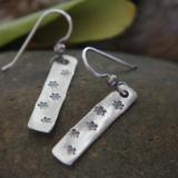 *SOLD OUT* Sterling silver daisy earrings